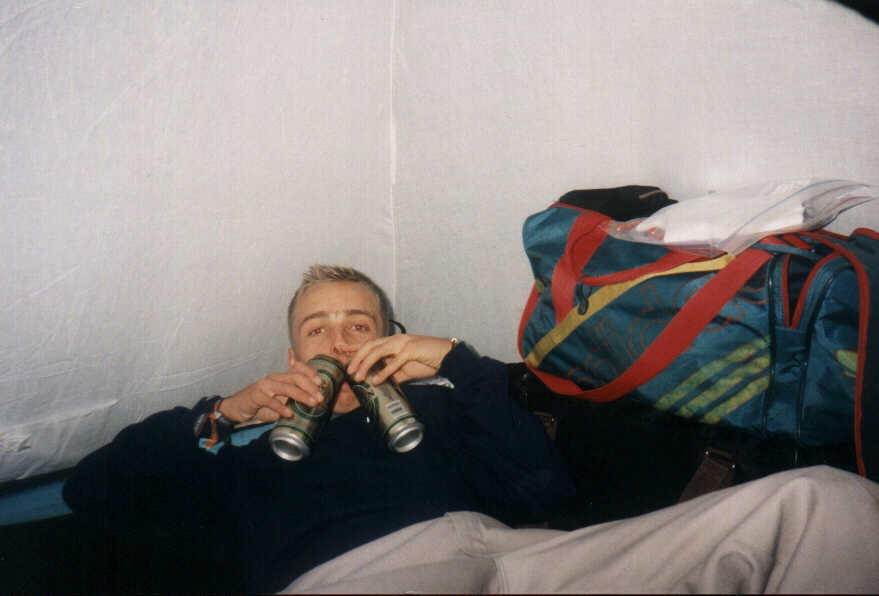 52KB - Das ist JOST beim Einnehmen eines GRUNDNAHRUNGSMITTELS, bzw. ZWEI!!